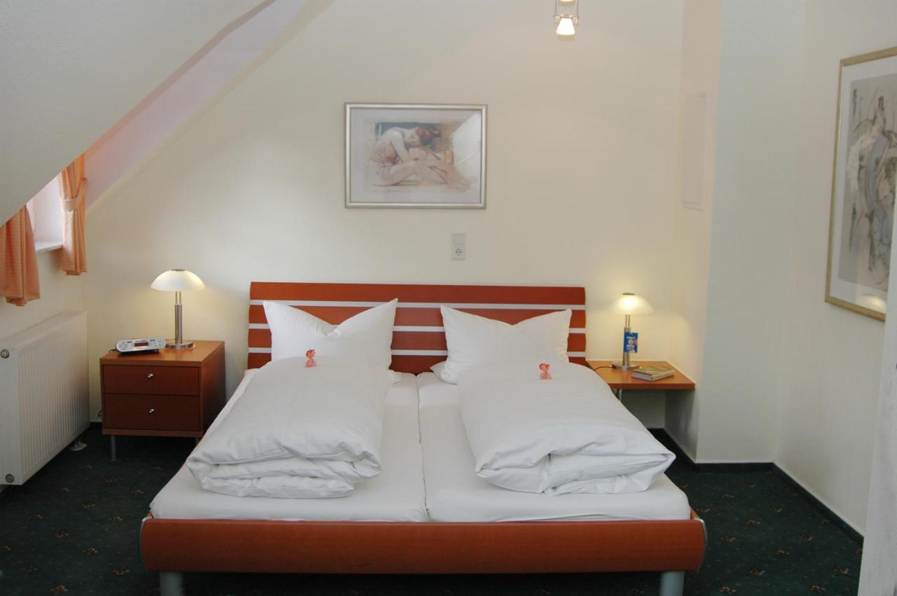Waldhotel Forsthaus Remstecken Кобленц Стая снимка